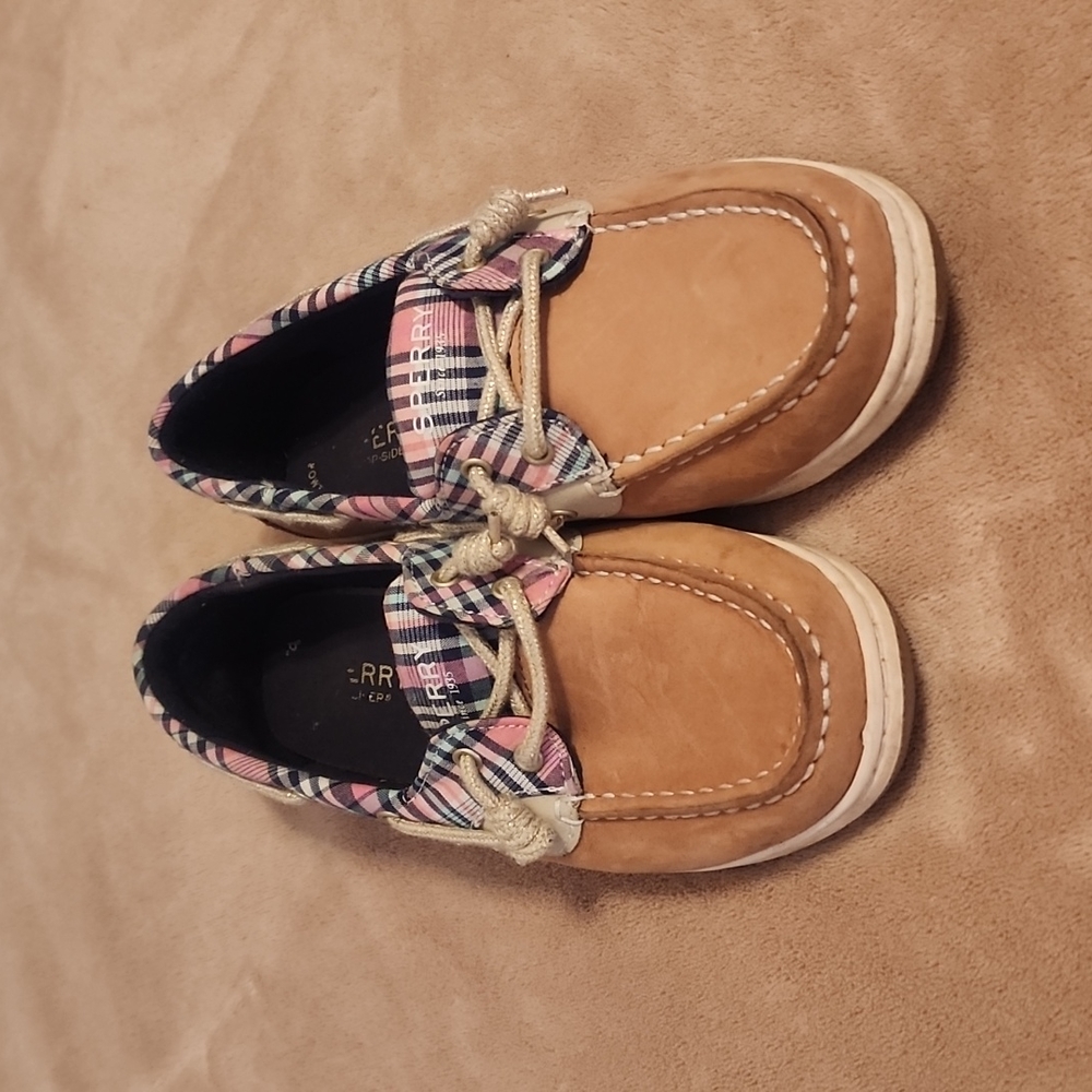 Sperry plaid girls size 3 1/2 like new 3.5